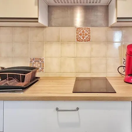 Chez Coralie - T2, 2 Pers, Parking, Balcon *