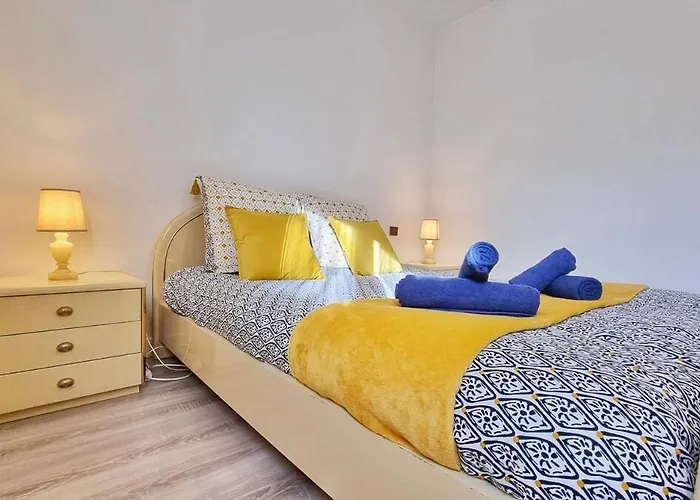 Apartament Chez Coralie - T2, 2 Pers, Parking, Balcon